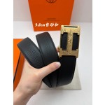 996895890